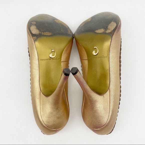 House of Harlow gold and mauve bow heels. Size 9 - Picture 5 of 8